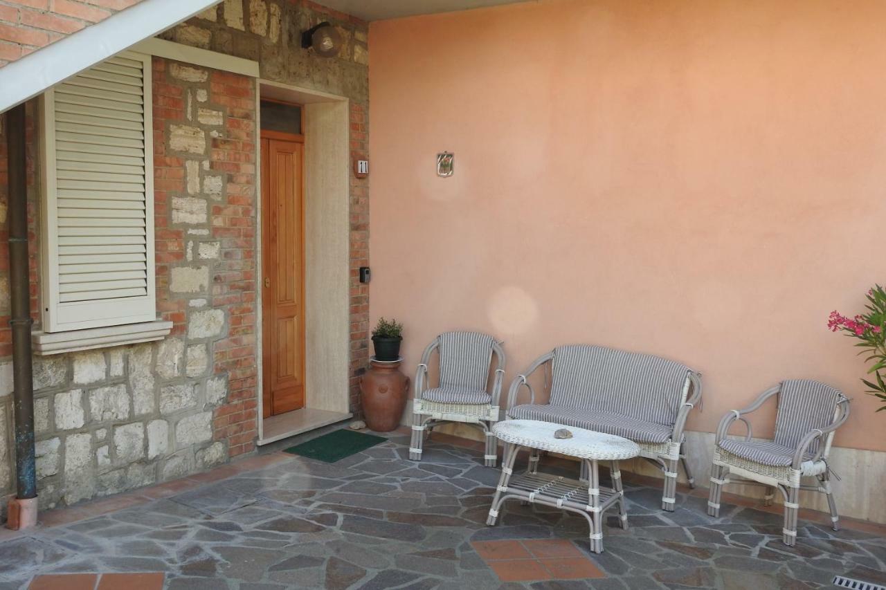 Casa Di Angela Appartement Torrita di Siena Buitenkant foto